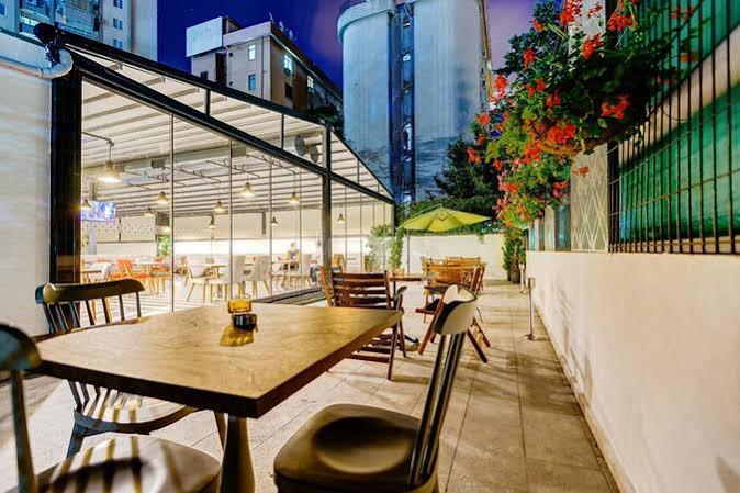 Plus Suit Atasehir Istanbul Exterior foto